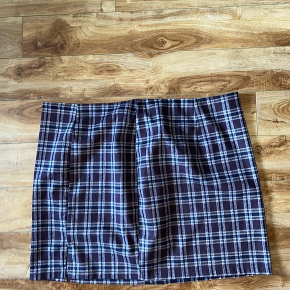 Shein Plus Size Plaid Mini Skirt - Picture 7 of 8